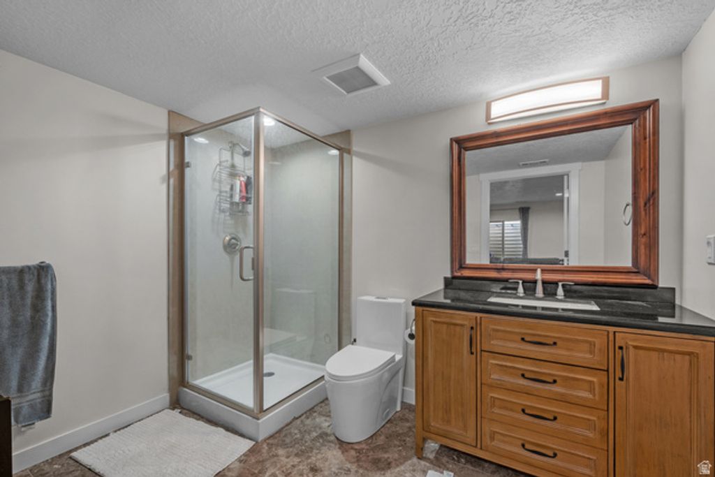 Image 25 of property listing at 347 N MAPLE SHADE LN, Lindon, UT 84042