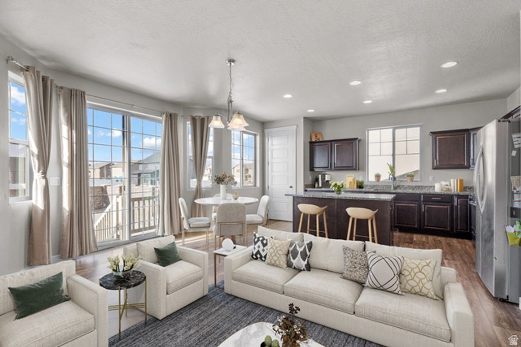 Image 6 of property listing at 347 N MAPLE SHADE LN, Lindon, UT 84042