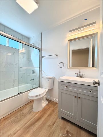 823 W G, Wilmington, CA 90744