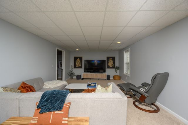 212 Sterling Oaks Pl, Brentwood, TN 37027