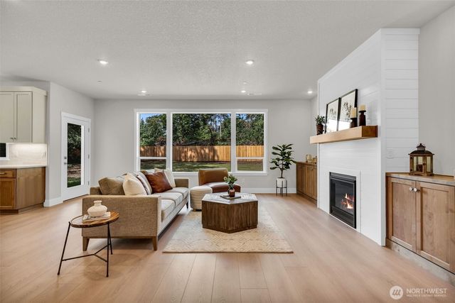753 C Street, Washougal, WA 98671