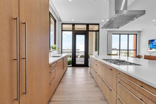 33 S PALM AVENUE 701, Sarasota, FL 34236