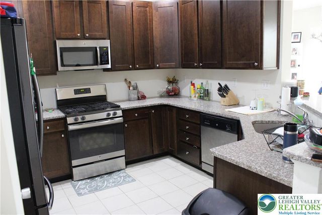 260 Snapdragon, Upper Macungie Twp, PA 18104