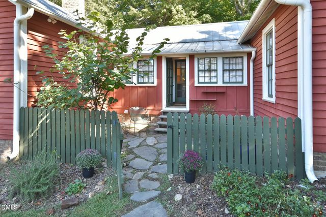 2487 Glencoe Street, Burlington, NC 27217