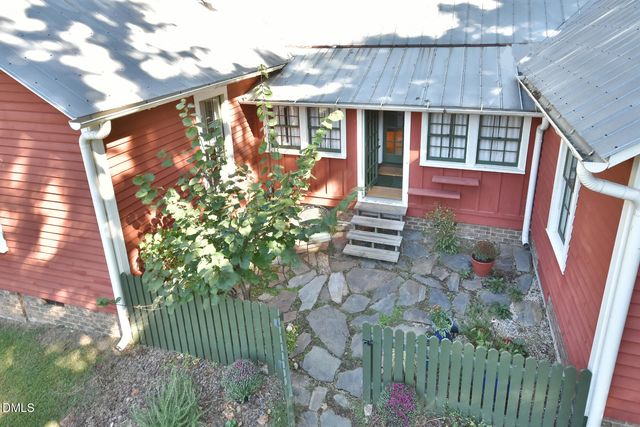 2487 Glencoe Street, Burlington, NC 27217