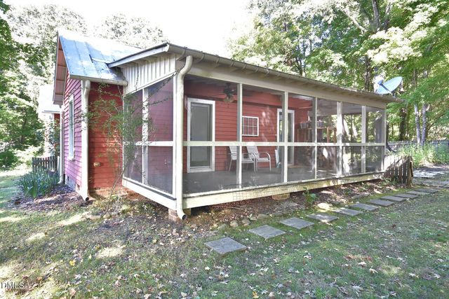 2487 Glencoe Street, Burlington, NC 27217