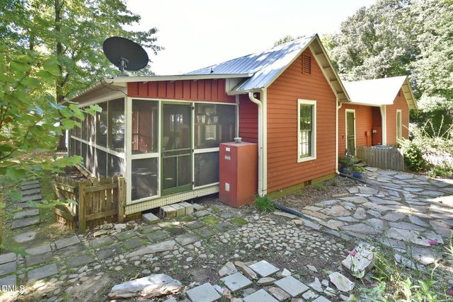 2487 Glencoe Street, Burlington, NC 27217