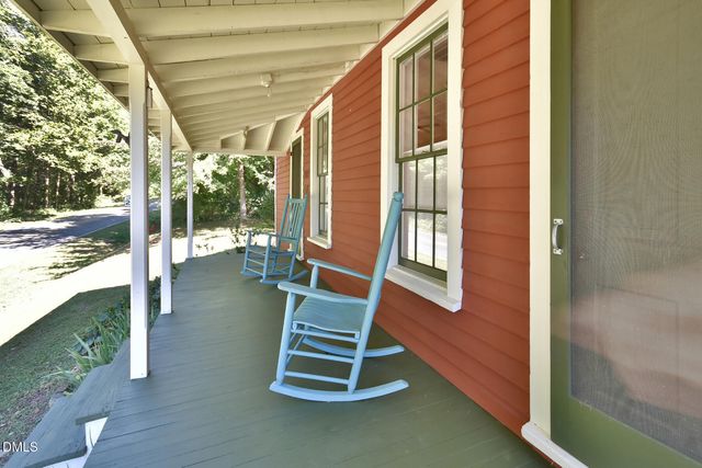 2487 Glencoe Street, Burlington, NC 27217