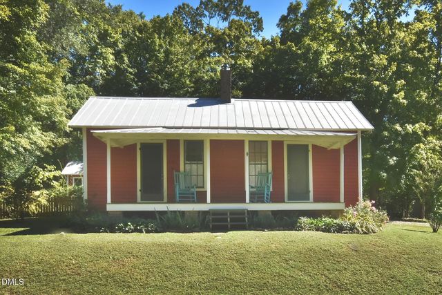2487 Glencoe Street, Burlington, NC 27217