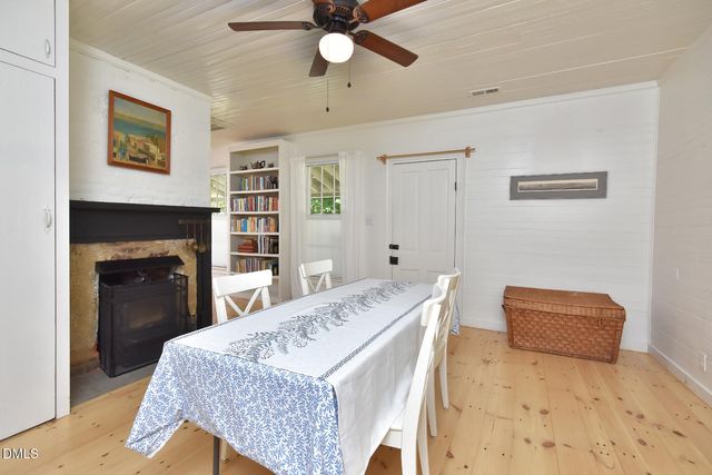 2487 Glencoe Street, Burlington, NC 27217