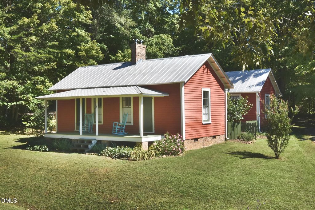 2487 Glencoe Street, Burlington, NC 27217
