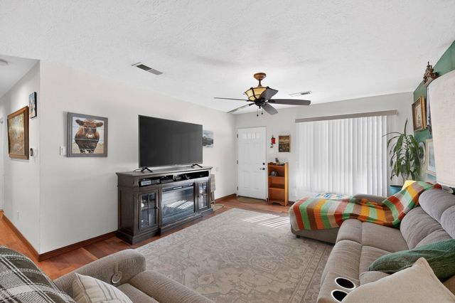 2315 Inez Drive NE, Albuquerque, NM 87110