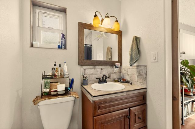 2315 Inez Drive NE, Albuquerque, NM 87110