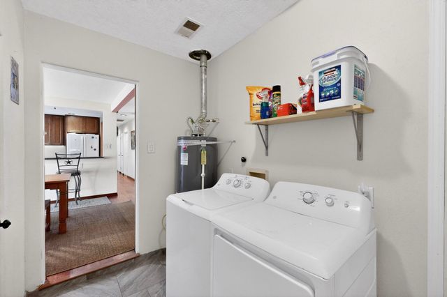 2315 Inez Drive NE, Albuquerque, NM 87110