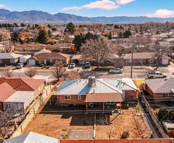 2315 Inez Drive NE, Albuquerque, NM 87110