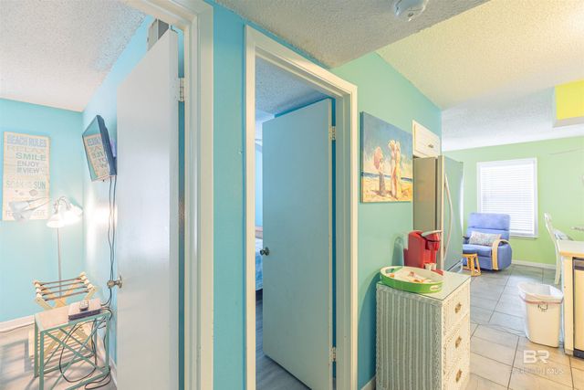 1129 W Beach Boulevard 206, Gulf Shores, AL 36542