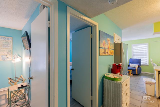 1129 W Beach Boulevard 206, Gulf Shores, AL 36542