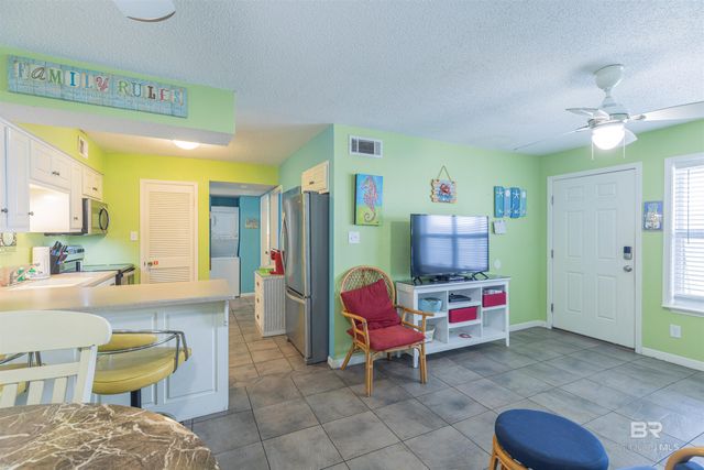 1129 W Beach Boulevard 206, Gulf Shores, AL 36542