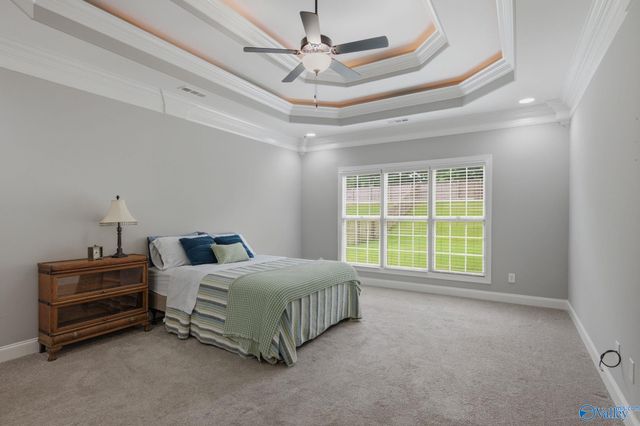 214 Legendwood Drive NW, Madison, AL 35757
