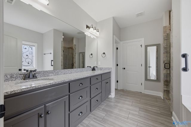 214 Legendwood Drive NW, Madison, AL 35757