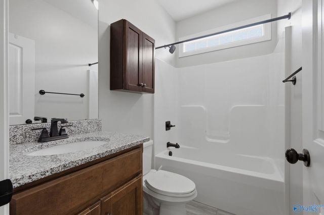 214 Legendwood Drive NW, Madison, AL 35757