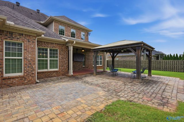 214 Legendwood Drive NW, Madison, AL 35757