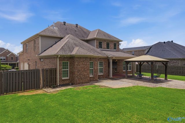 214 Legendwood Drive NW, Madison, AL 35757