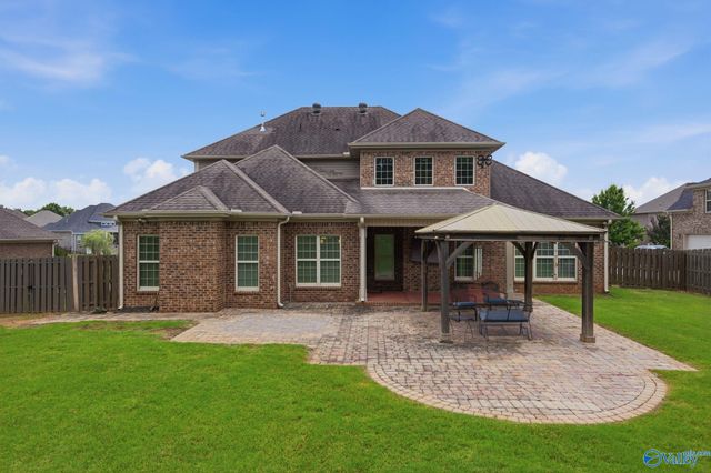 214 Legendwood Drive NW, Madison, AL 35757