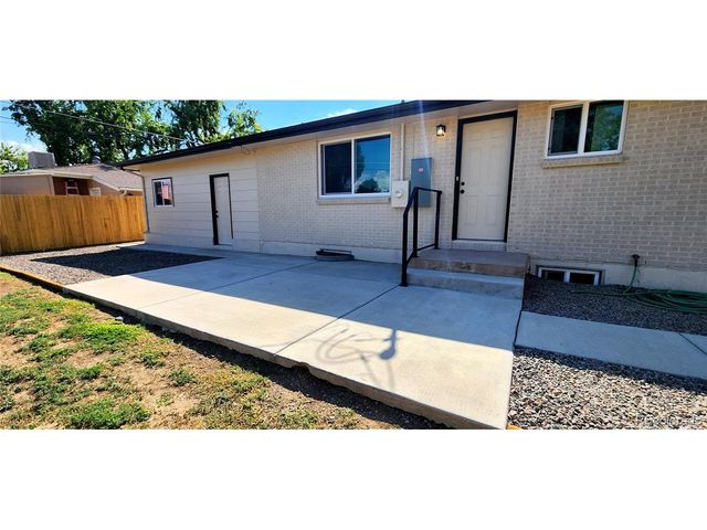6520 Xavier Ct, Arvada, CO 80003