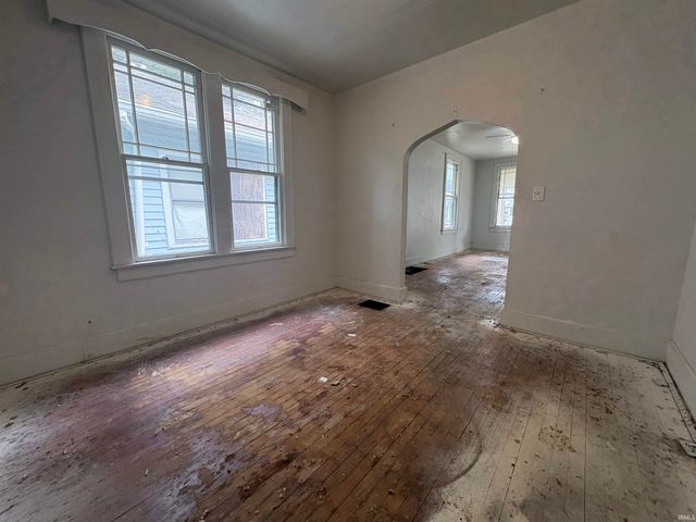 840 Jackson Avenue, Evansville, IN 47713