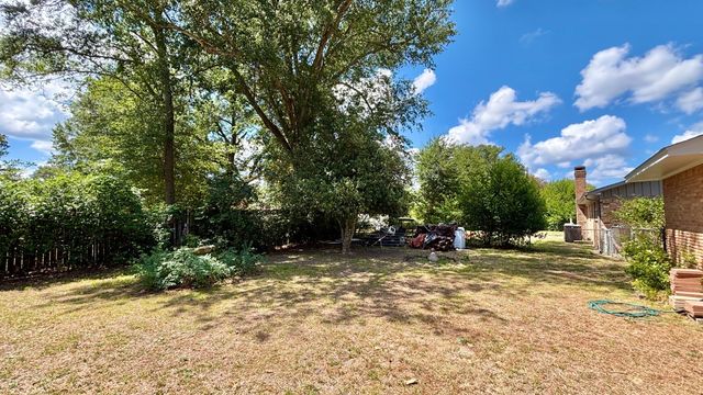 1723 Montrose Drive, Tyler, TX 75701