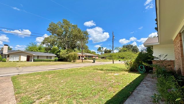 1723 Montrose Drive, Tyler, TX 75701