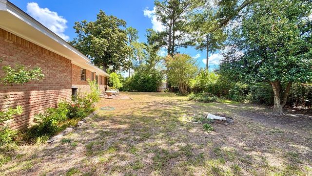 1723 Montrose Drive, Tyler, TX 75701