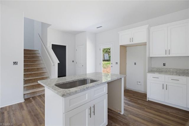 1301 Excelsior Street, Winston-salem, NC 27101
