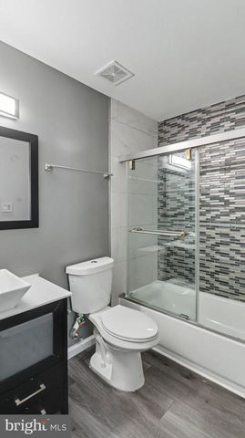 902 VAUXHALL, Hyattsville, MD 20785
