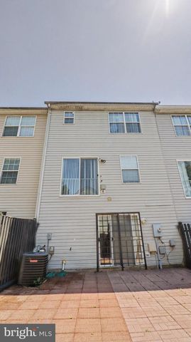 902 VAUXHALL, Hyattsville, MD 20785