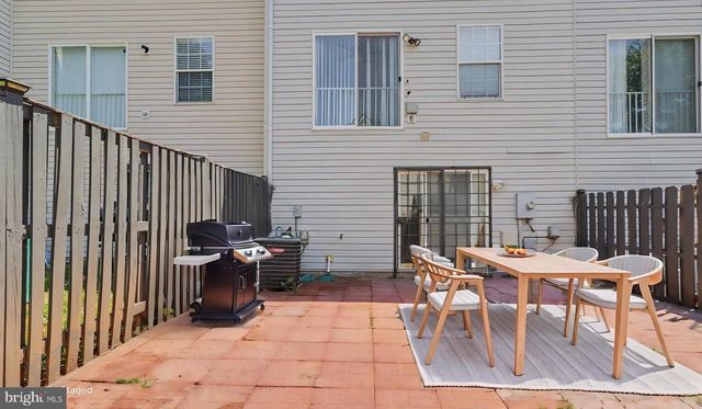 902 VAUXHALL, Hyattsville, MD 20785