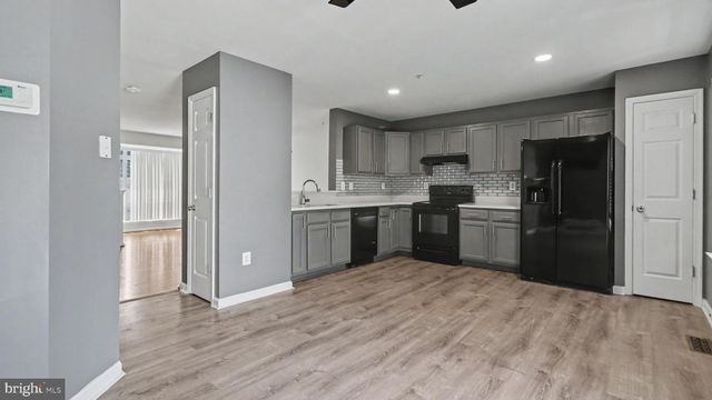 902 VAUXHALL, Hyattsville, MD 20785