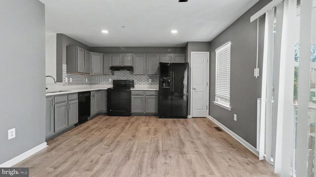 902 VAUXHALL, Hyattsville, MD 20785