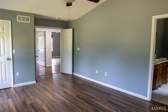 2763 Cascade Lake Drive, Shiloh, IL 62221