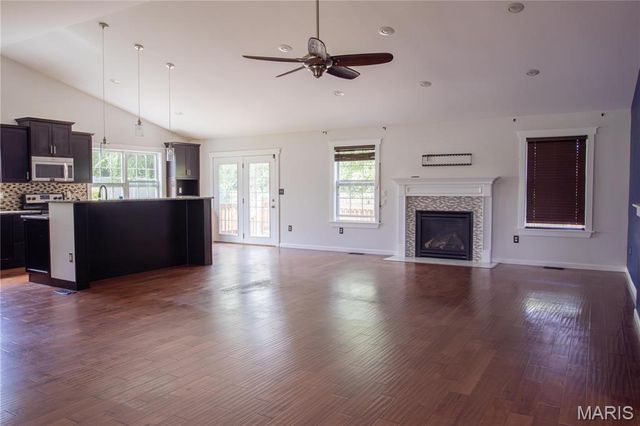 2763 Cascade Lake Drive, Shiloh, IL 62221