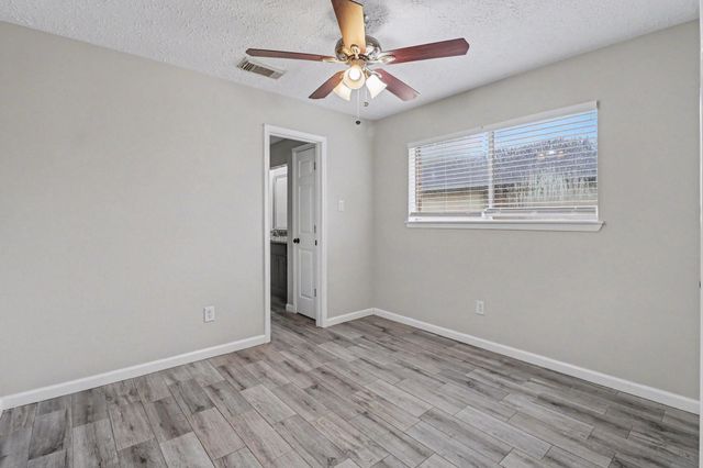 2909 Mariner Drive, League City, TX 77573