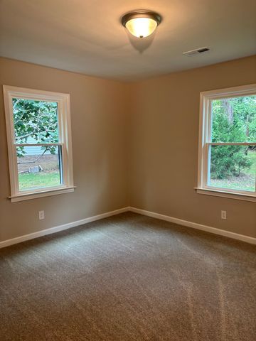 822 Floyd Road Extension, Spartanburg, SC 29333