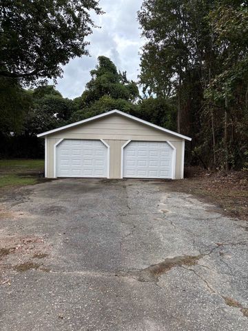 822 Floyd Road Extension, Spartanburg, SC 29333