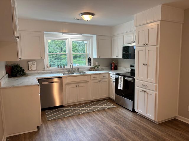 822 Floyd Road Extension, Spartanburg, SC 29333
