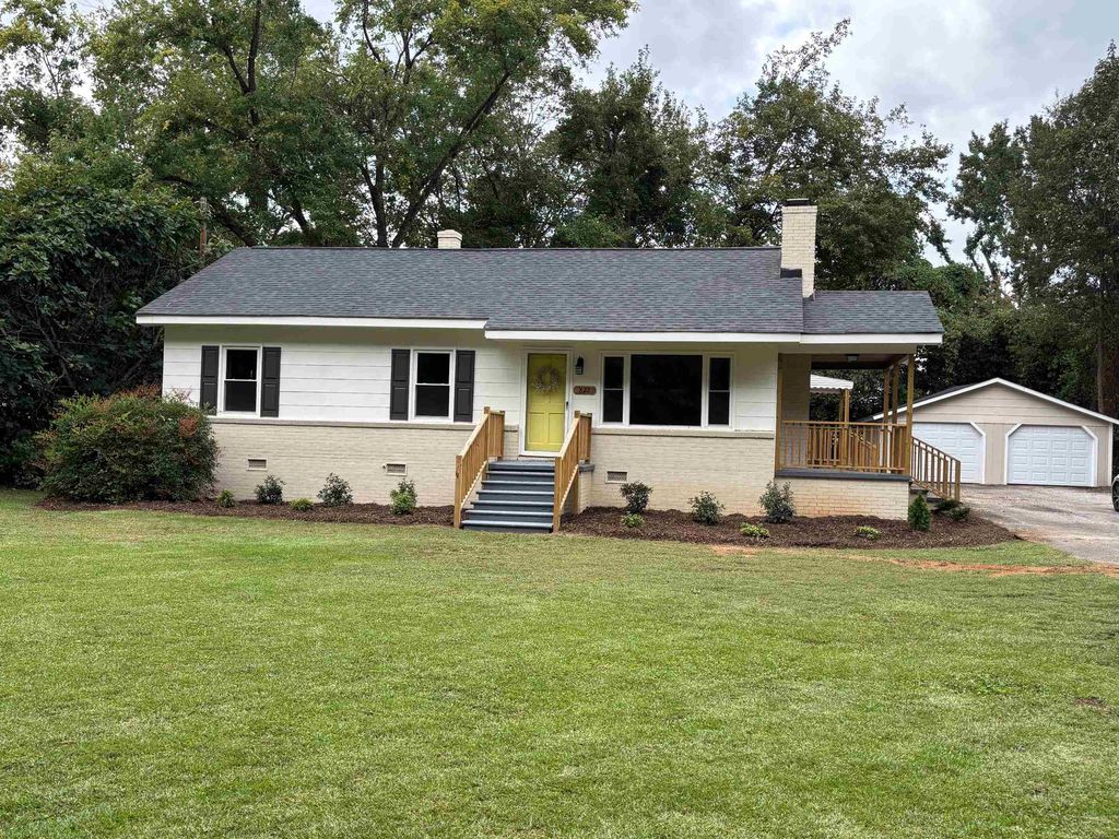 822 Floyd Road Extension, Spartanburg, SC 29333