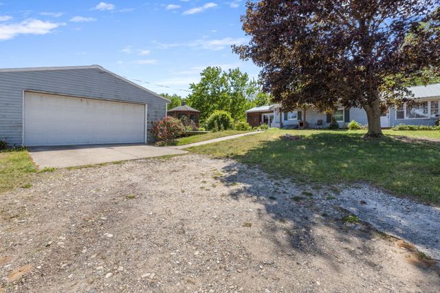 2750 Beebe Road, Niles, MI 49120