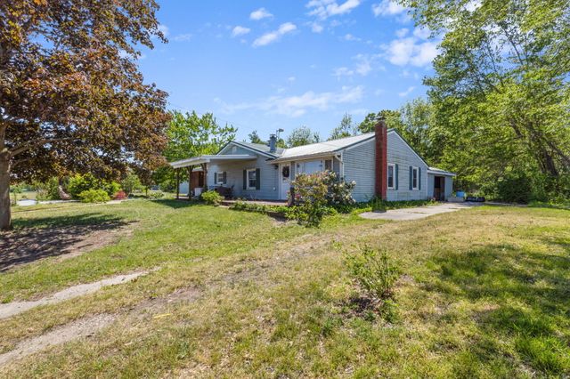 2750 Beebe Road, Niles, MI 49120