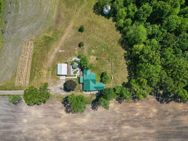 2750 Beebe Road, Niles, MI 49120