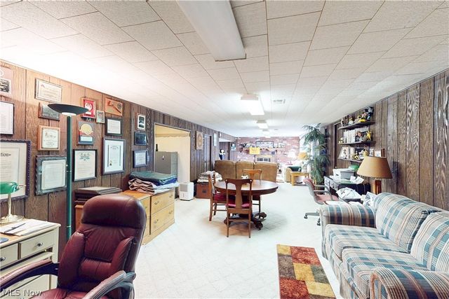 2711 Whitehaven Boulevard, Steubenville, OH 43952